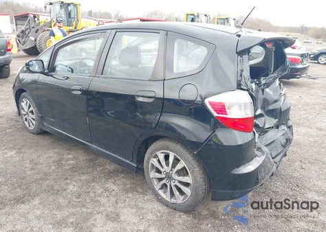 2013 Honda Fit Sport z USA, uszkodzony, nr VIN JHMGE8H50DC022369